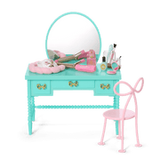Raquel’s™ Vintage Vanity for 18-inch Dolls (Girl of the Year™ 2026) Z9