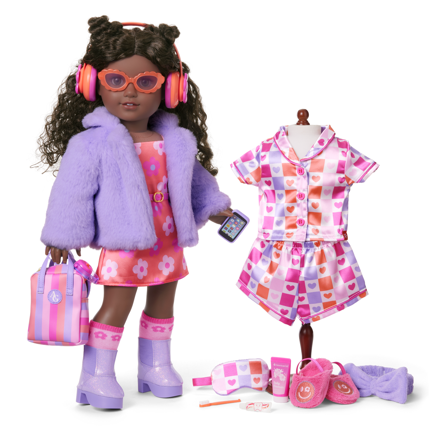 Truly Me™ #127 Doll & Day of Fun All-in-One Set W1