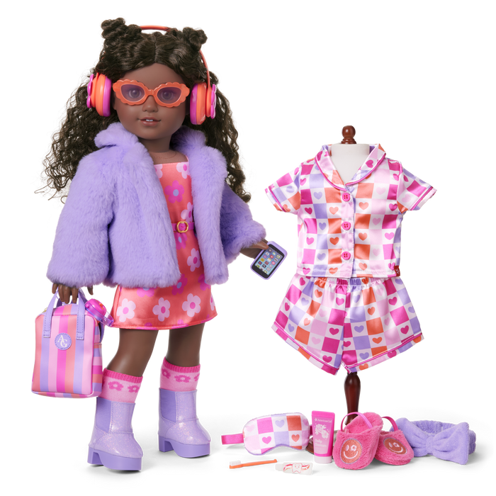 Truly Me™ #127 Doll & Day of Fun All-in-One Set W1