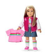 Truly Me™ 18-inch Doll #100 with straight layered blonde hair R7