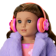 Truly Me™ #117 Doll & Day of Fun All-in-One Set B1