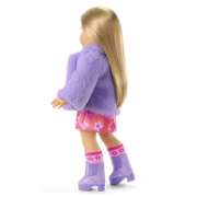 Truly Me™ #131 Doll & Day of Fun All-in-One Set Y4