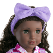 Truly Me™ #127 Doll & Day of Fun All-in-One Set W1