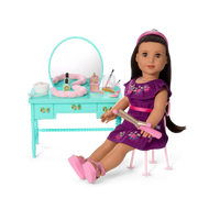 Raquel’s™ Vintage Vanity for 18-inch Dolls (Girl of the Year™ 2026) Z9
